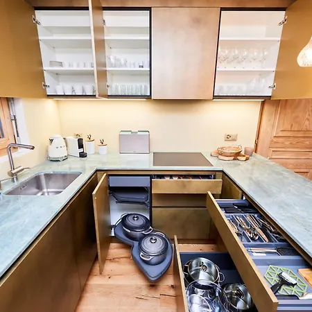 Starlight, 3br, Rte Du P.signal 1, Skilift50m! *
